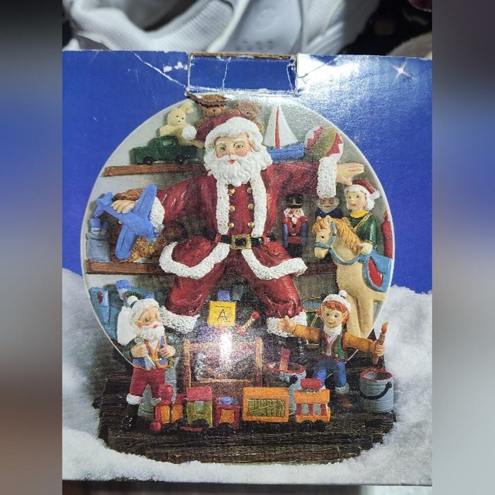 C2 - A CHRISTMAS REMEMBERED EUC SANTA PLATE WITH HOLDER COLLECTIBLE 1997 Vint…